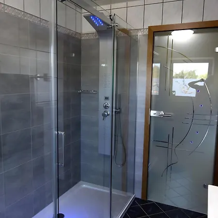 Traumferienwohnung R O B I N S O N Lejlighed