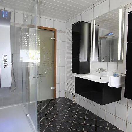 Traumferienwohnung R O B I N S O N