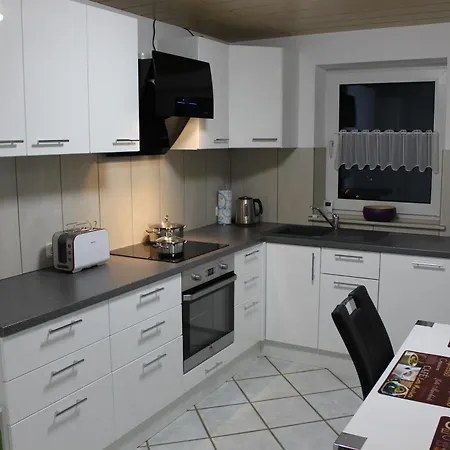 Traumferienwohnung R O B I N S O N Apartment *