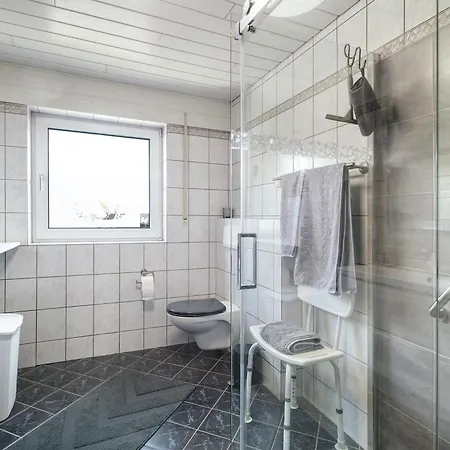Traumferienwohnung R O B I N S O N Apartamento